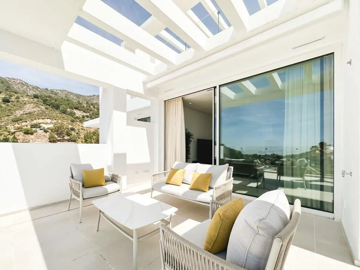 Luxury Palo Alto Apartment Ocean Views Марбелья Испания